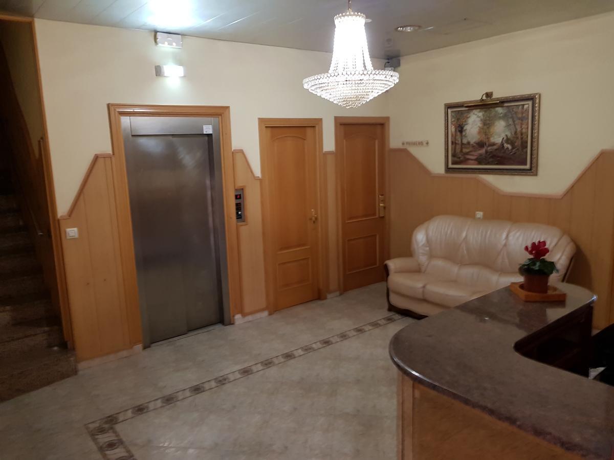 Hostal Milenium Els Monjos Exteriér fotografie
